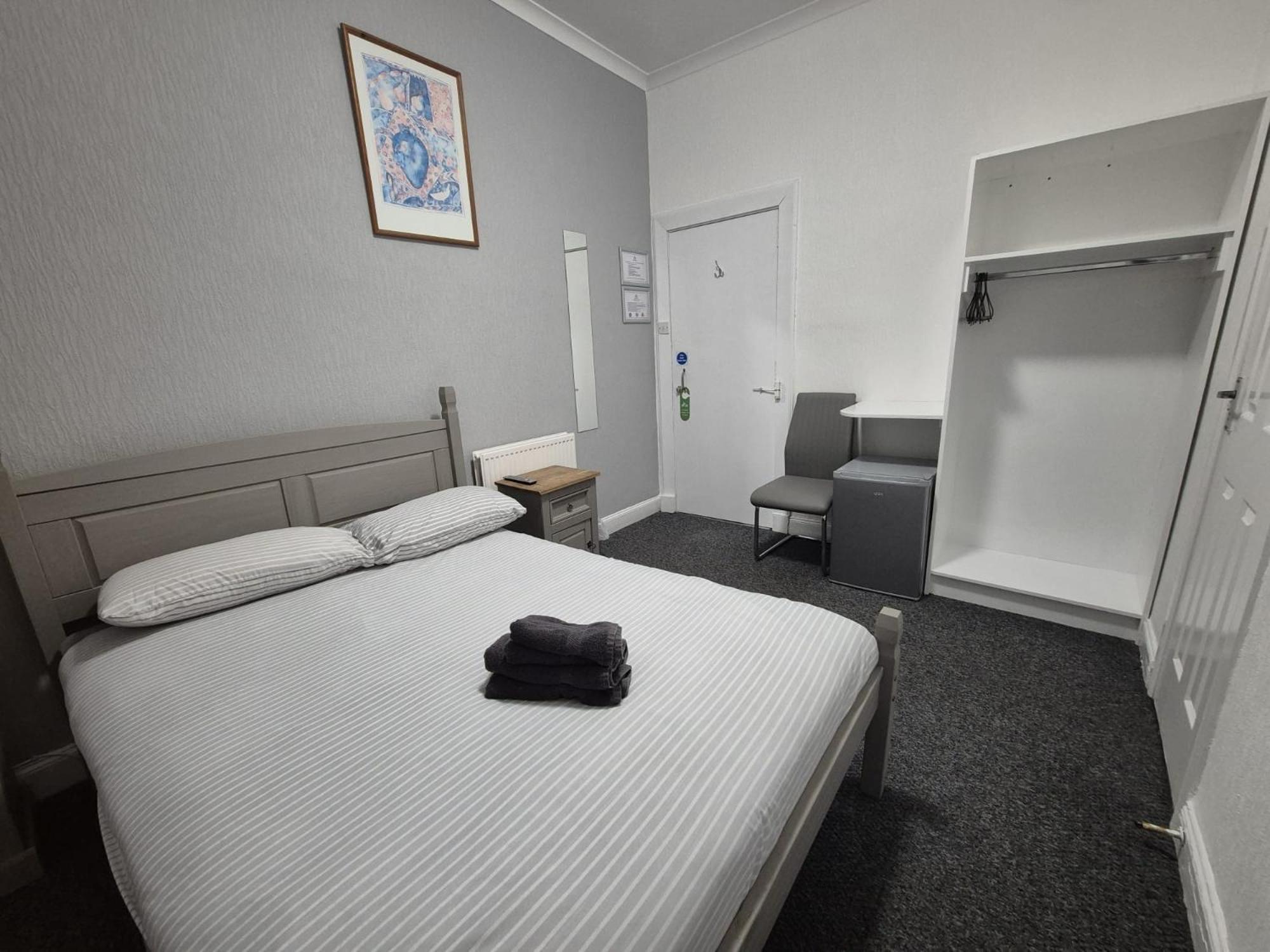 The Queens Hotel Cardenden 외부 사진