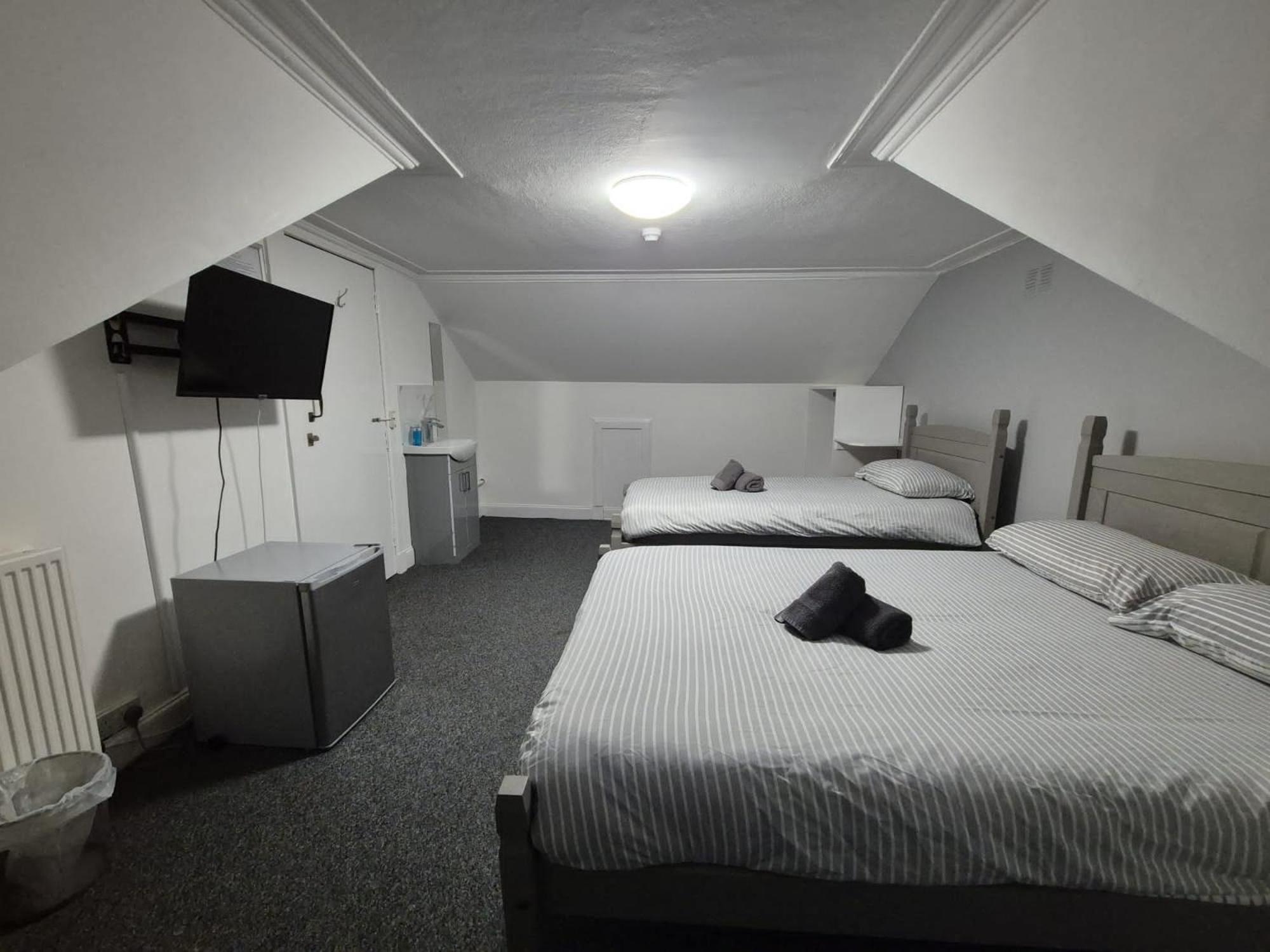 The Queens Hotel Cardenden 외부 사진