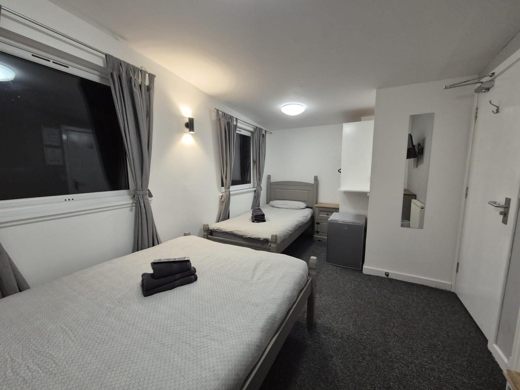 The Queens Hotel Cardenden 외부 사진