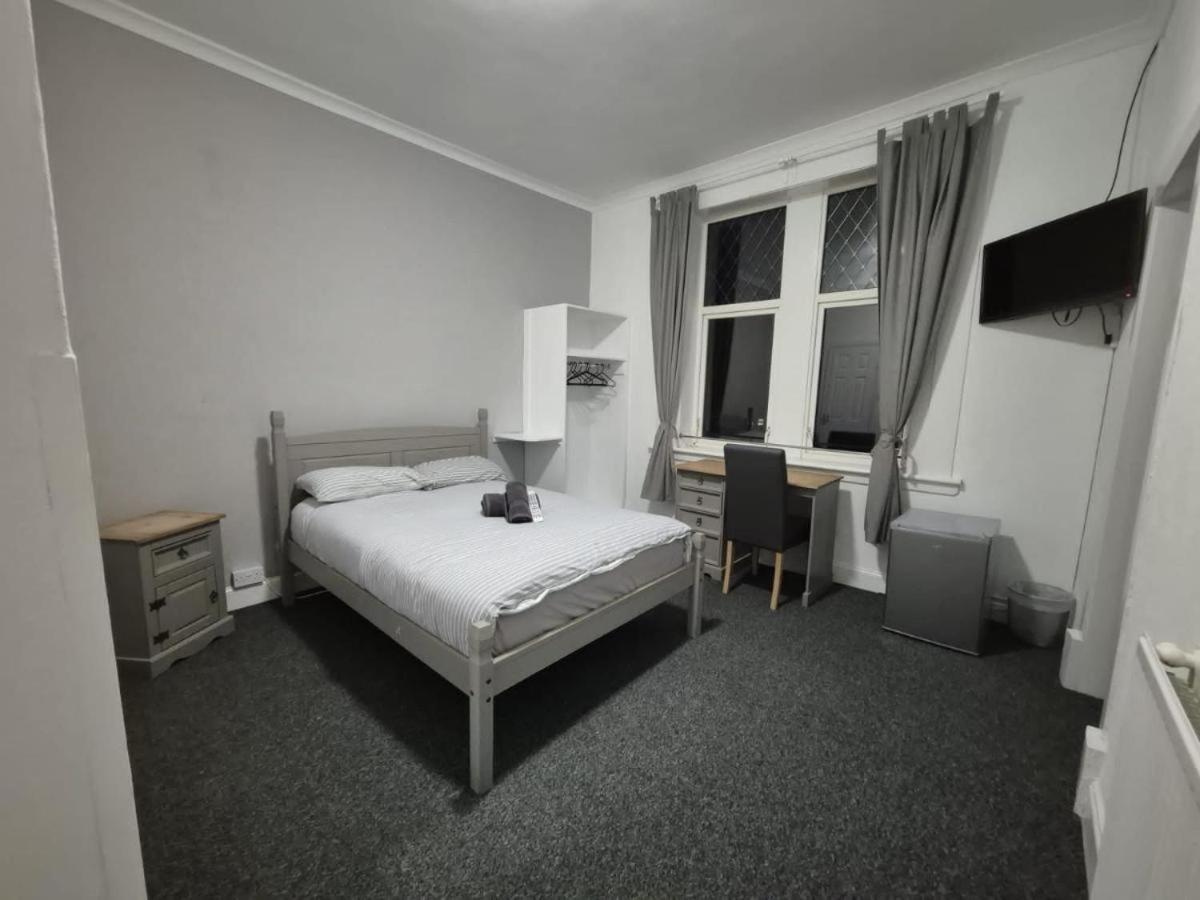 The Queens Hotel Cardenden 외부 사진